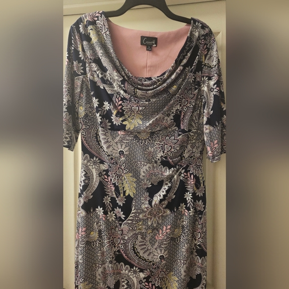 Connected Apparel Size 16 Dress. - Picture 4 of 4